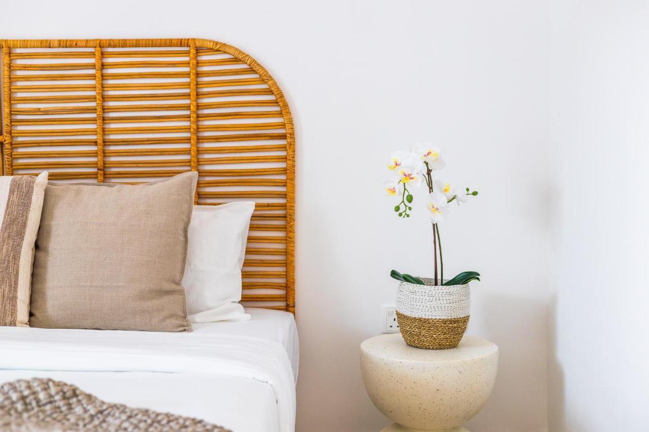 Voyage'S Stylish 1Br At Waters Edge Apartment Абу Даби Екстериор снимка