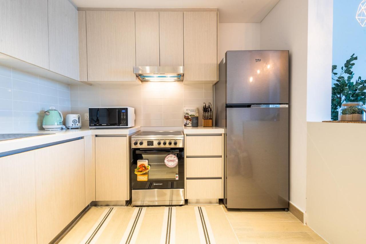 Voyage'S Stylish 1Br At Waters Edge Apartment Абу Даби Екстериор снимка