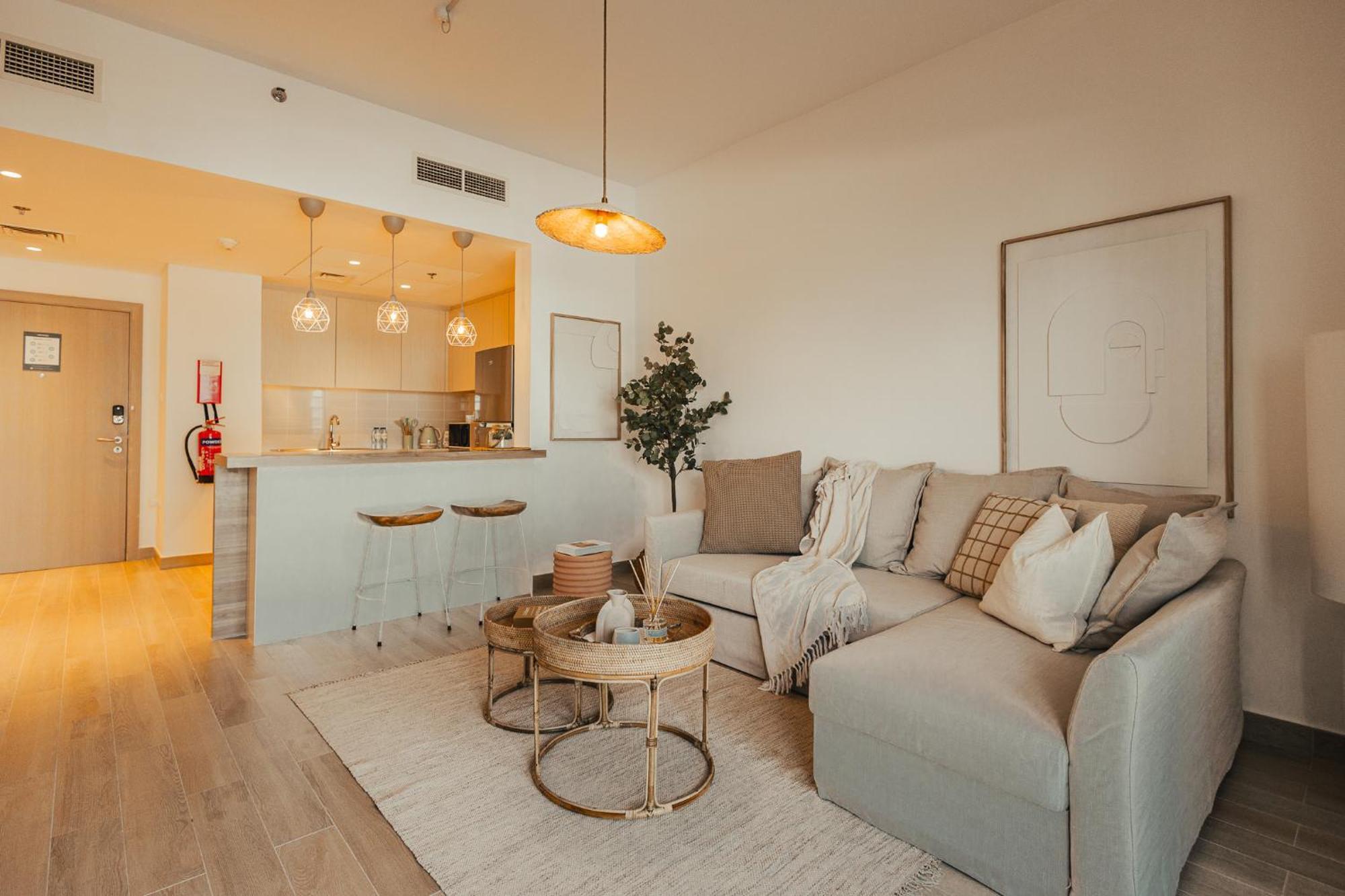 Voyage'S Stylish 1Br At Waters Edge Apartment Абу Даби Екстериор снимка